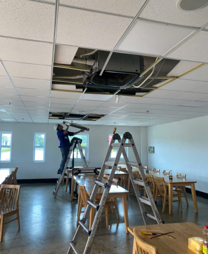 Dịch Vụ Sửa Chữa Điện Lạnh Công Nghiệp Tại Vụ Bình Dương: Giải Pháp Tin Cậy Cho Doanh nghiệp